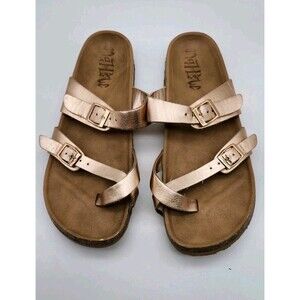 Mad Love Rose Gold Metallic Women’s Prudence Footbed Sandals Sz 9 Pre-owned